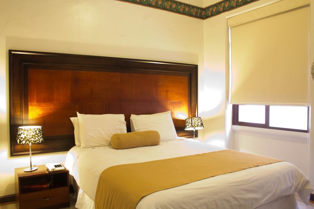 Hotel Cuenca Kültér fotó