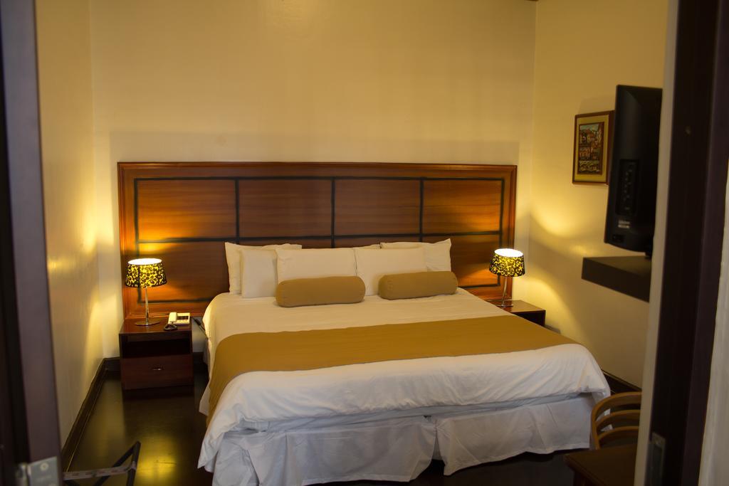 Hotel Cuenca Kültér fotó